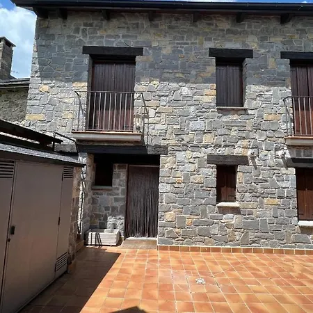 別荘 Adosado Las Cumbres De Hoz Hoz de Jaca